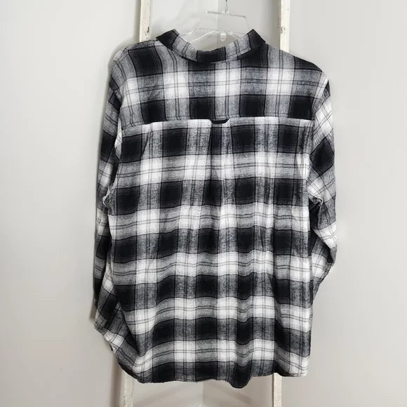 Woolrich top NWT men's XXL ultimate flannel button down black white - Picture 6 of 6